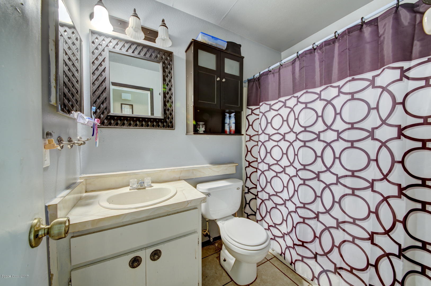665 Weaver Road Southwest Palm Bay, FL 32908 - Photo 16 of 21 Bathroom