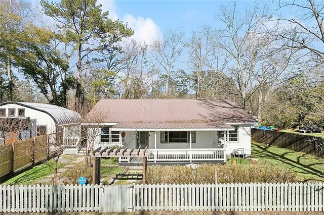 $395,000 | 1612 Mossy Street, Covington, LA 70433