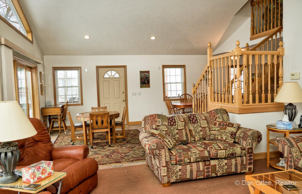 4472 Trails End Road Middleville, MI 49333 - Photo 12 of 45 Living Area