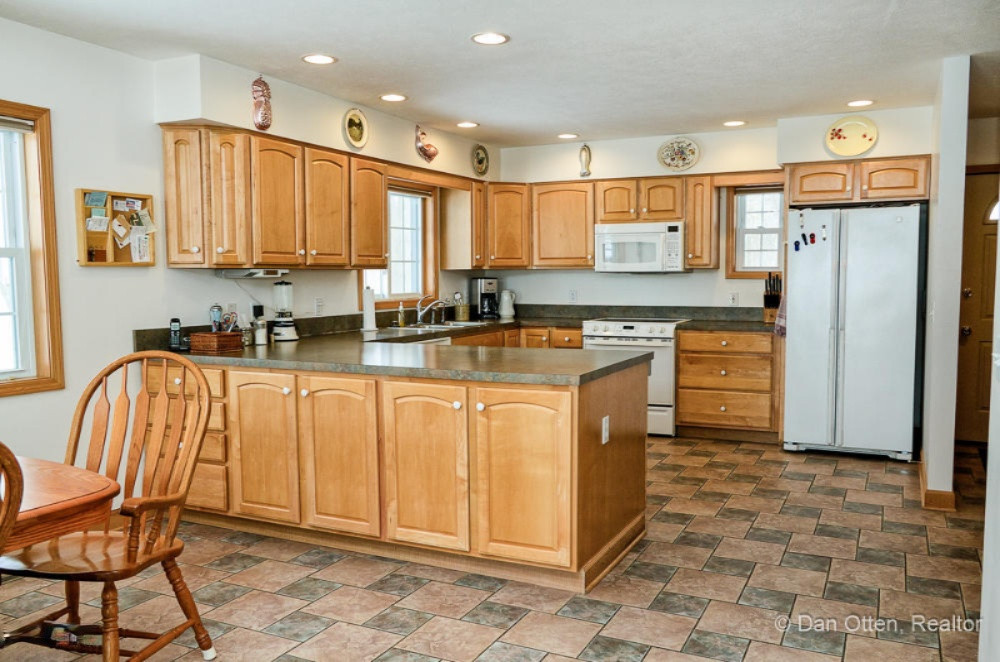 4472 Trails End Road Middleville, MI 49333 - Photo 3 of 45 Large Kitchen area