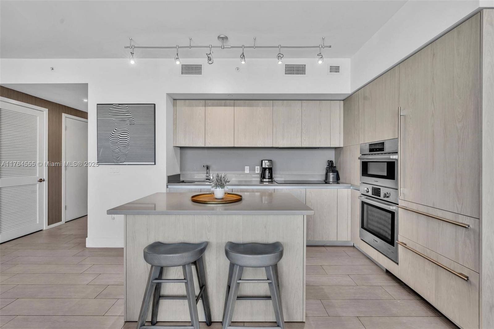 4010 South Ocean Drive, Unit R3106 Hollywood, FL 33019 - Photo 14 of 59