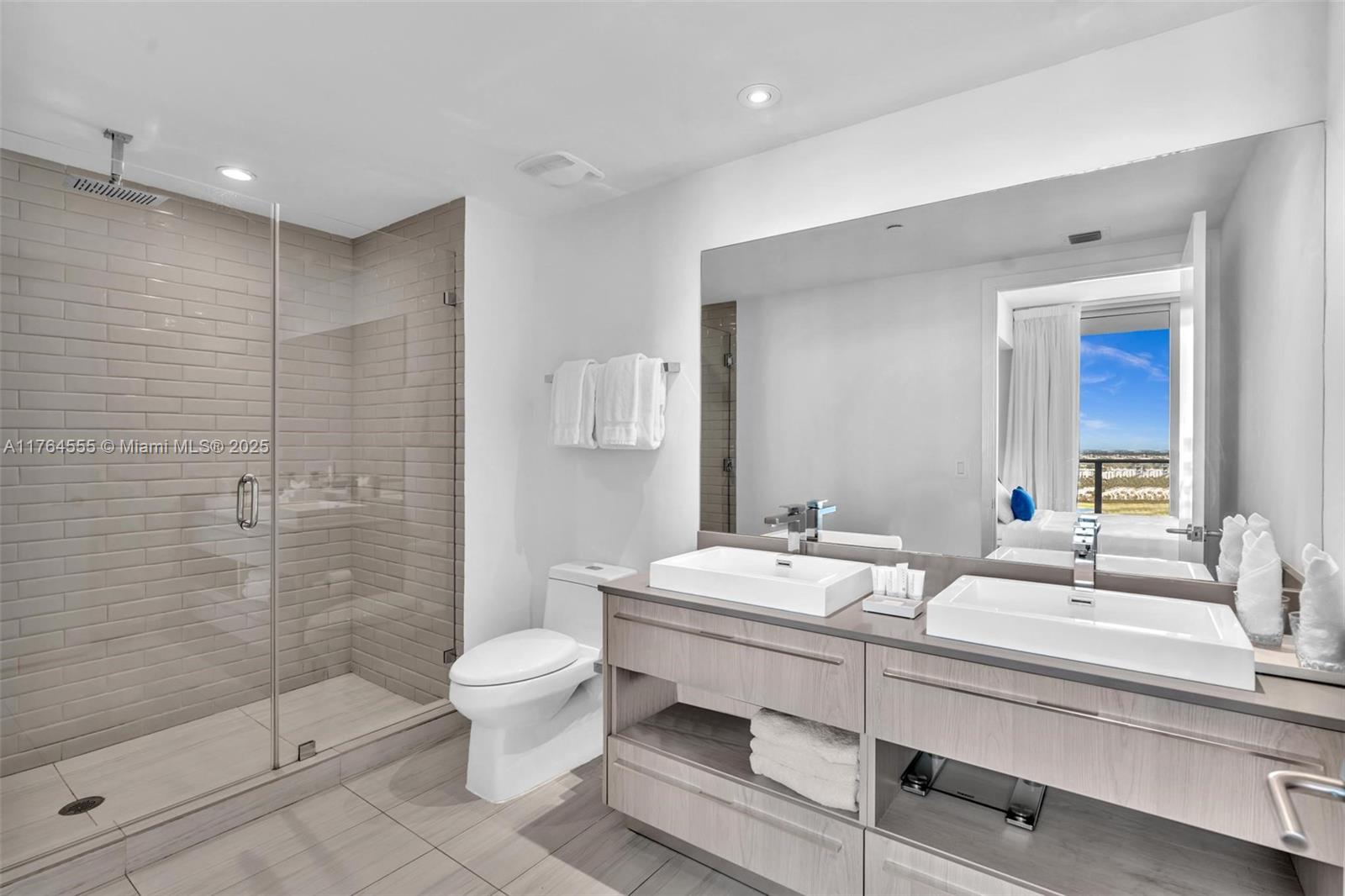 4010 South Ocean Drive, Unit R3106 Hollywood, FL 33019 - Photo 20 of 59