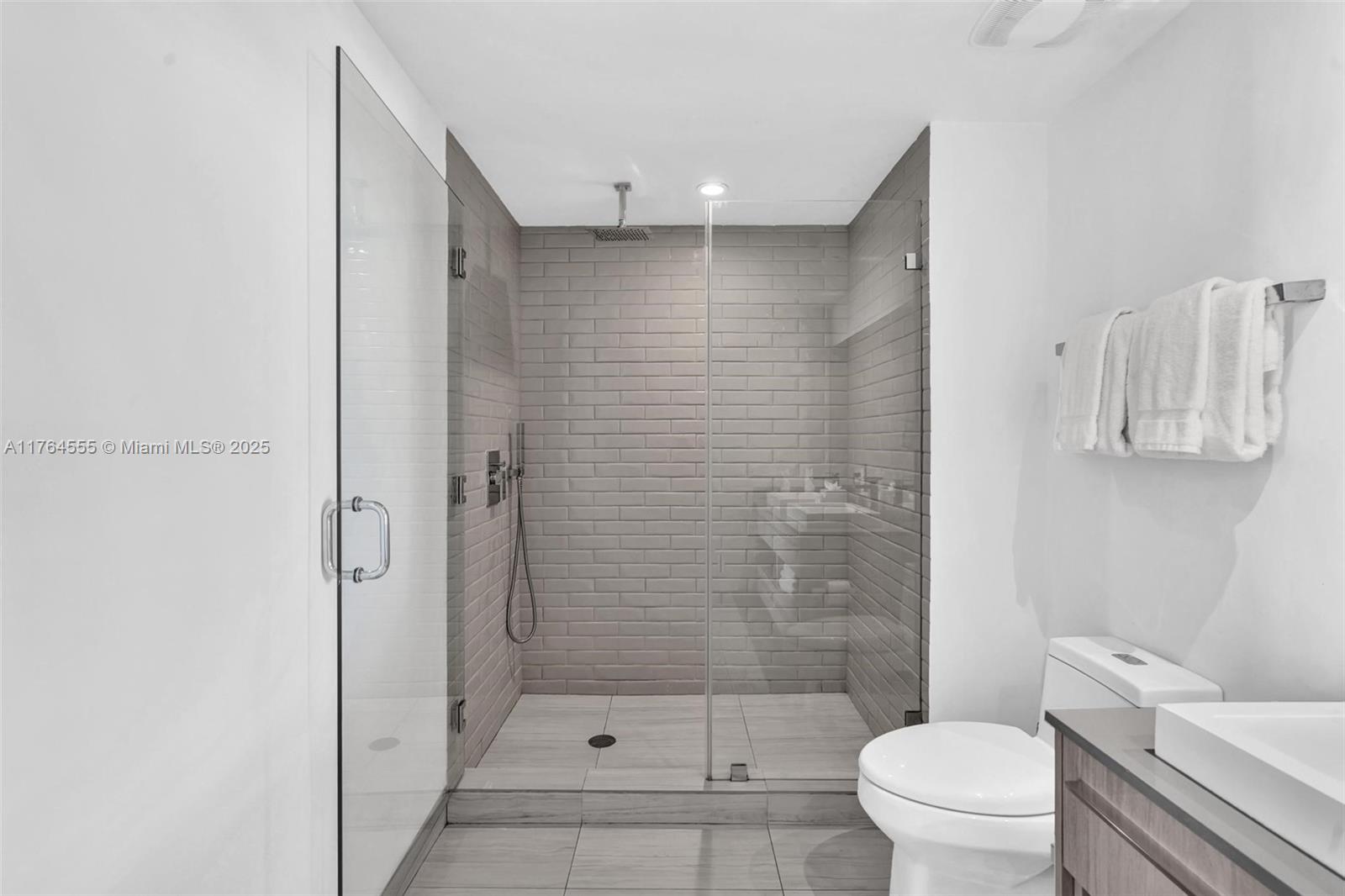 4010 South Ocean Drive, Unit R3106 Hollywood, FL 33019 - Photo 22 of 59