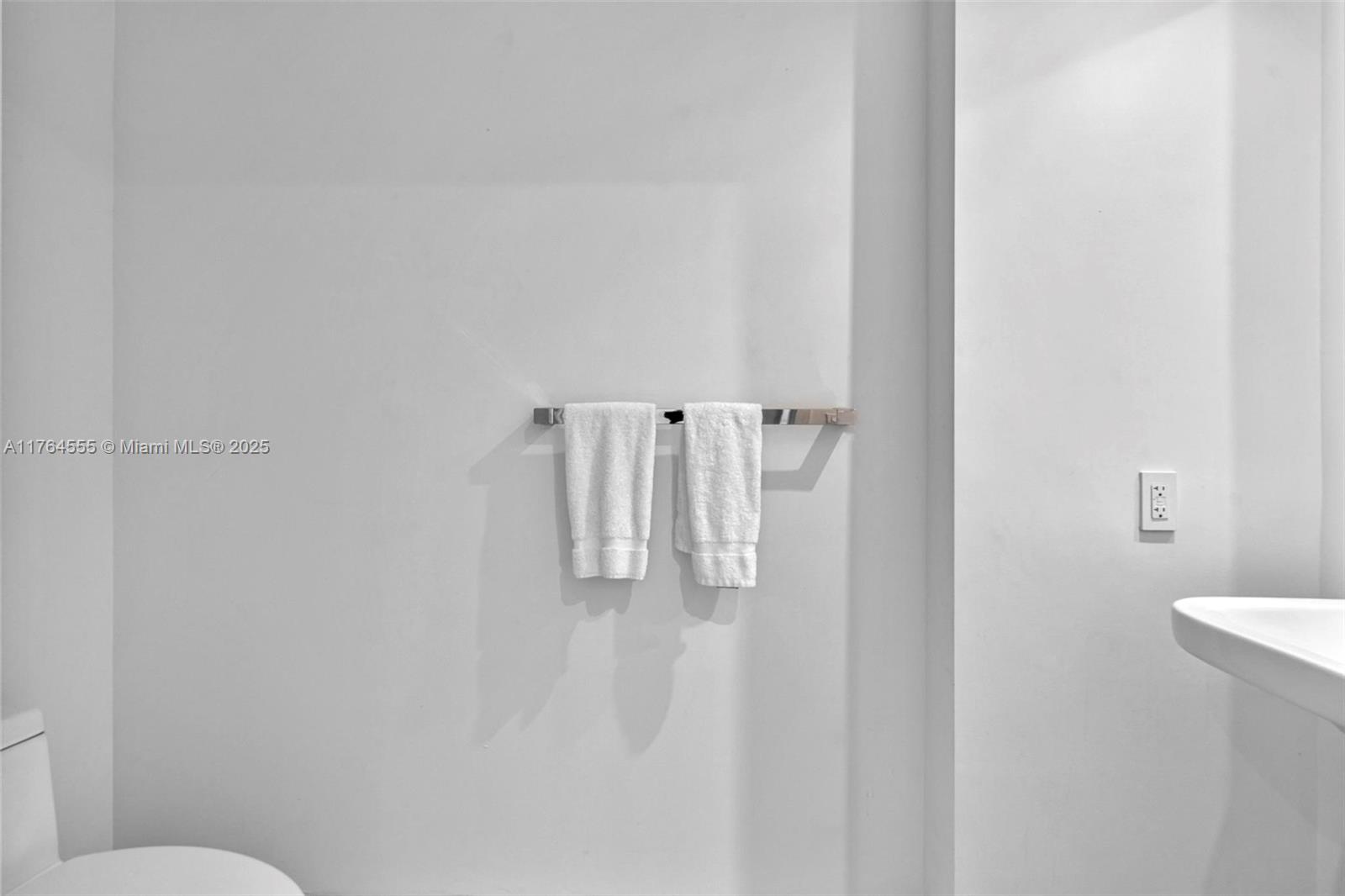 4010 South Ocean Drive, Unit R3106 Hollywood, FL 33019 - Photo 32 of 59