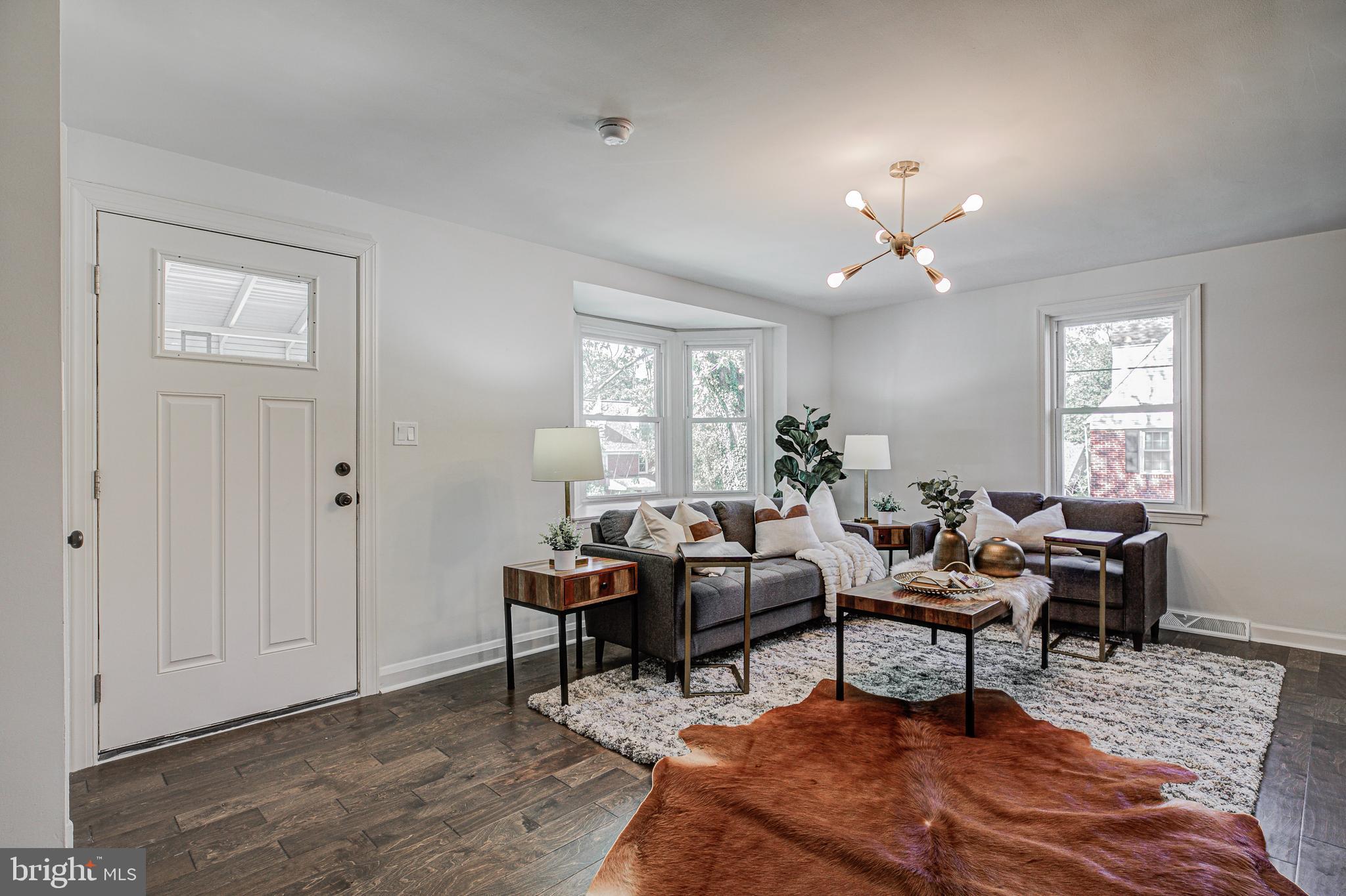 4803 Lindsay Road Baltimore, MD 21229 - Photo 8 of 36 Gallery Image 8