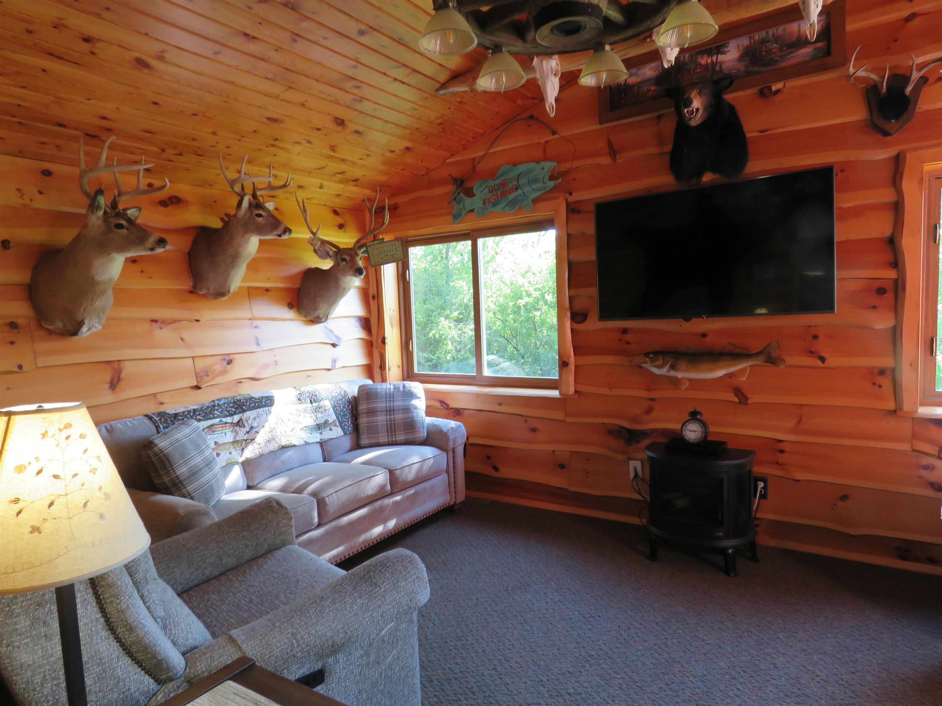 N8040 Whitetail Road Burnett, WI 53922 - Photo 17 of 58