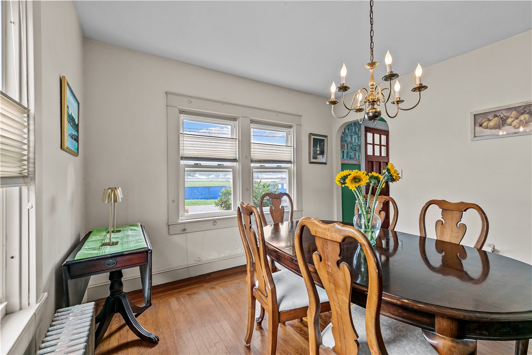 129 Bliss Mine Road Newport, RI 02840 - Photo 13 of 44