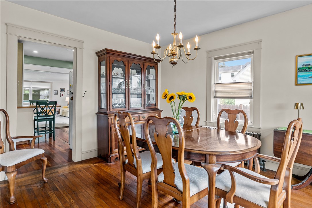 129 Bliss Mine Road Newport, RI 02840 - Photo 14 of 44