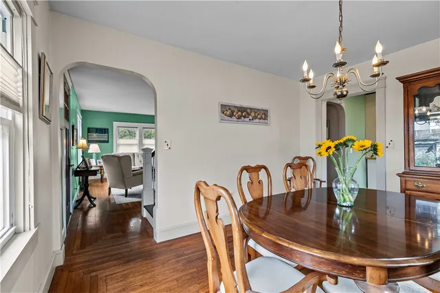 $990,000 | 129 Bliss Mine Road, Newport, RI 02840