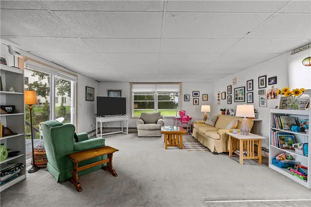 $990,000 | 129 Bliss Mine Road, Newport, RI 02840