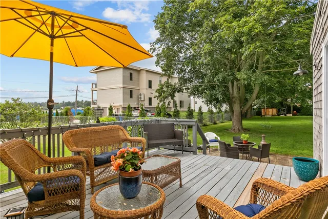 $990,000 | 129 Bliss Mine Road, Newport, RI 02840