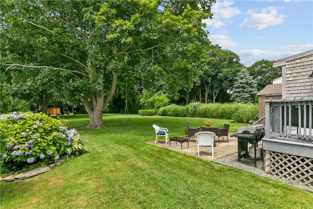 $990,000 | 129 Bliss Mine Road, Newport, RI 02840