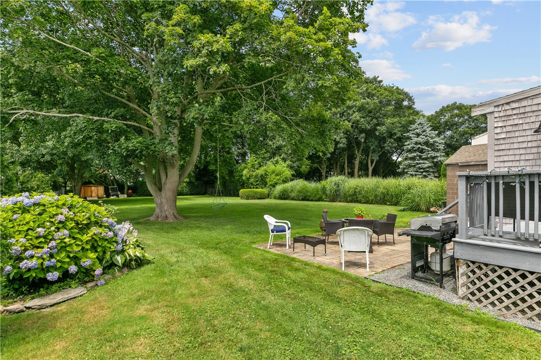 129 Bliss Mine Road Newport, RI 02840 - Photo 32 of 44