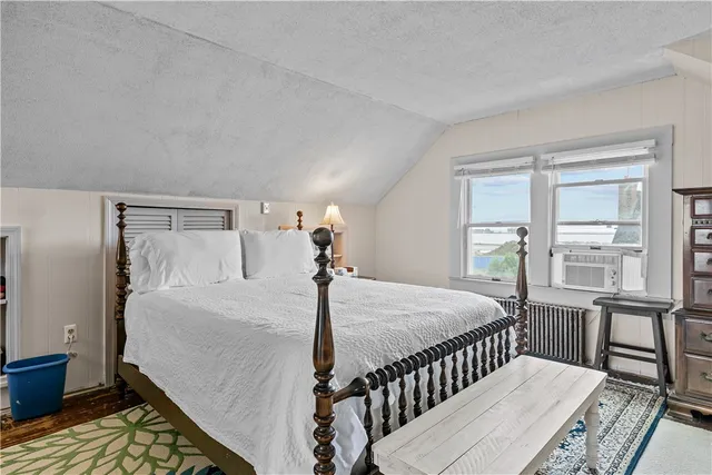 $990,000 | 129 Bliss Mine Road, Newport, RI 02840