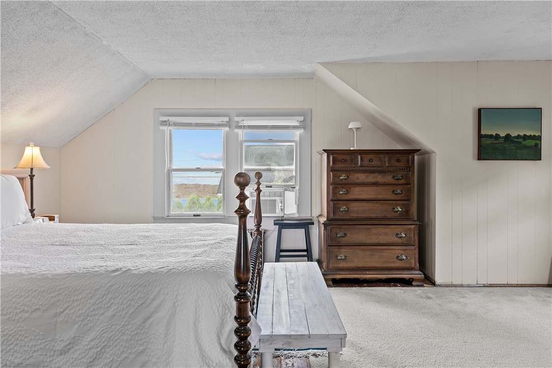 129 Bliss Mine Road Newport, RI 02840 - Photo 34 of 44 Primary