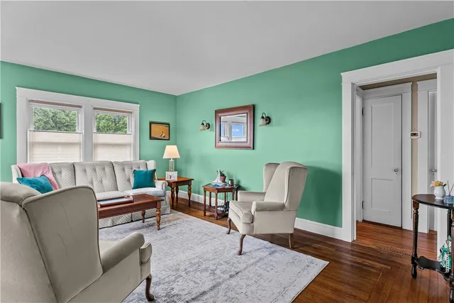 $990,000 | 129 Bliss Mine Road, Newport, RI 02840