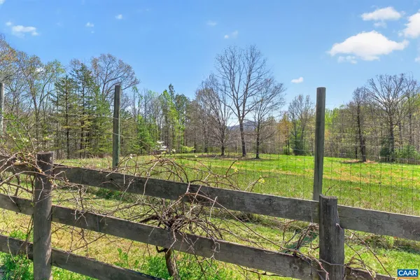$1,195,000 | 7087 Dick Woods Road, Afton, VA 22920