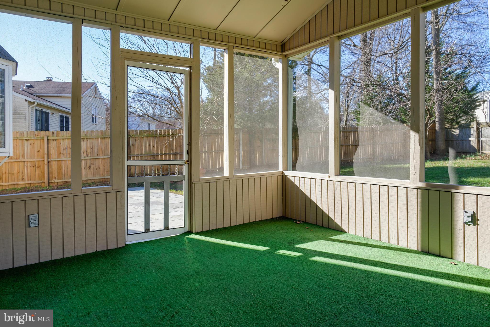 7610 Trail Run Road Falls Church, VA 22042 - Photo 25 of 29 Screened-in porch