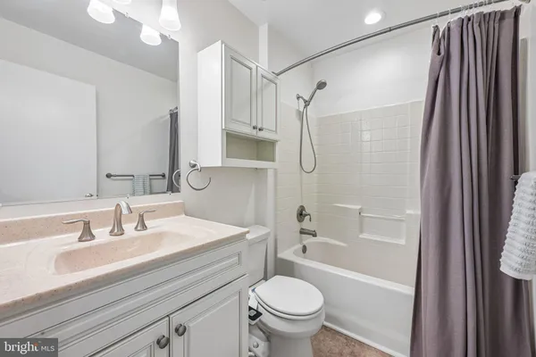 $485,000 | 128 Ladds Lane, Westville, NJ 08093