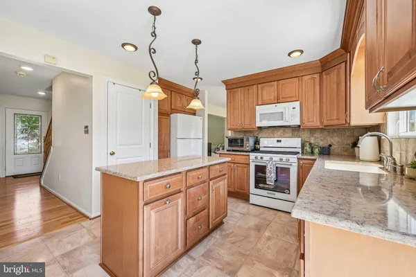 $485,000 | 128 Ladds Lane, Westville, NJ 08093