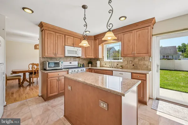 $485,000 | 128 Ladds Lane, Westville, NJ 08093