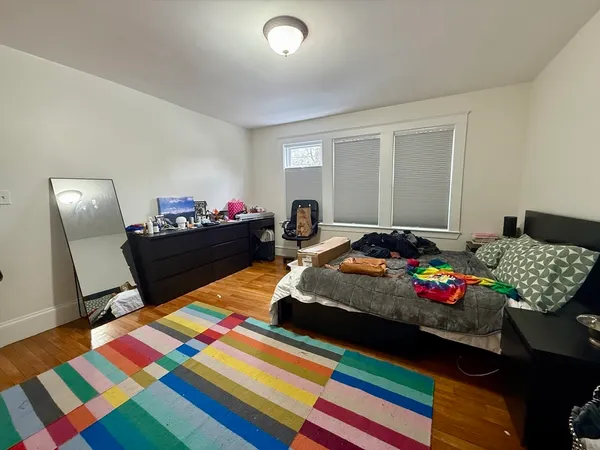 $3,350 | 253 Brown Street, Unit 1, Waltham, MA 02453