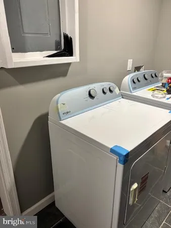 $1,400 | 537 North Mechanic Street, Cumberland, MD 21502