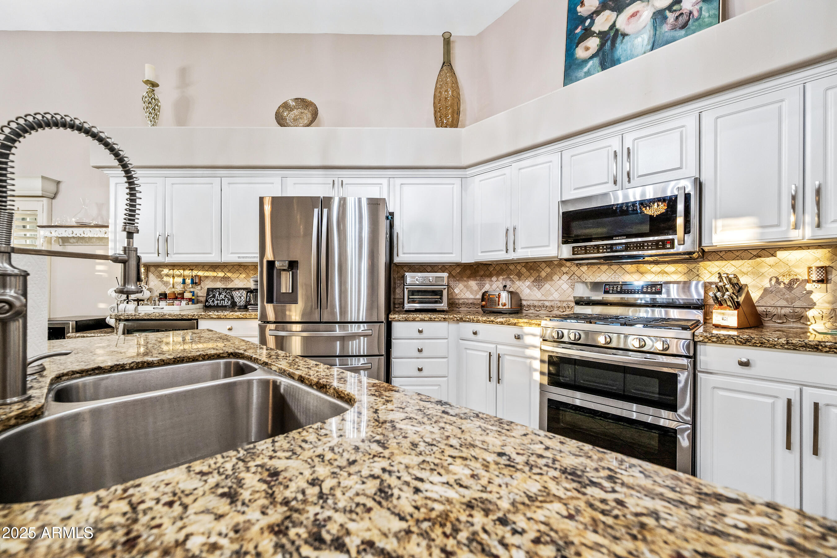 1817 East Willow Tree Circle Gilbert, AZ 85234 - Photo 15 of 133 15-1817EWTC-ocupix-IR