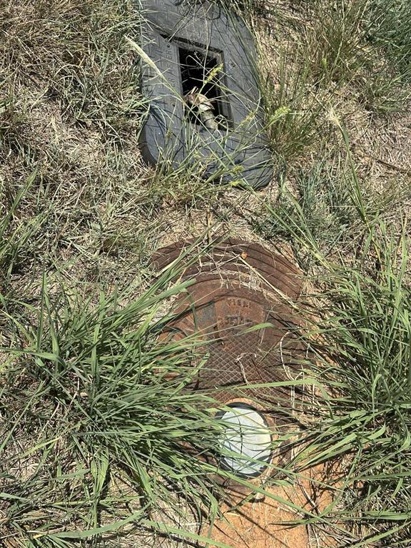 366 St Kitts Road Comanche, TX 76442 - Photo 20 of 20 a bathroom with a shower