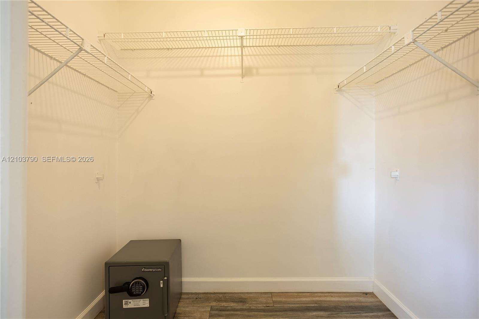 3951 Northeast 19th Road, Unit 1702 Pompano Beach, FL 33064 - Photo 11 of 31 Gallery Image 11