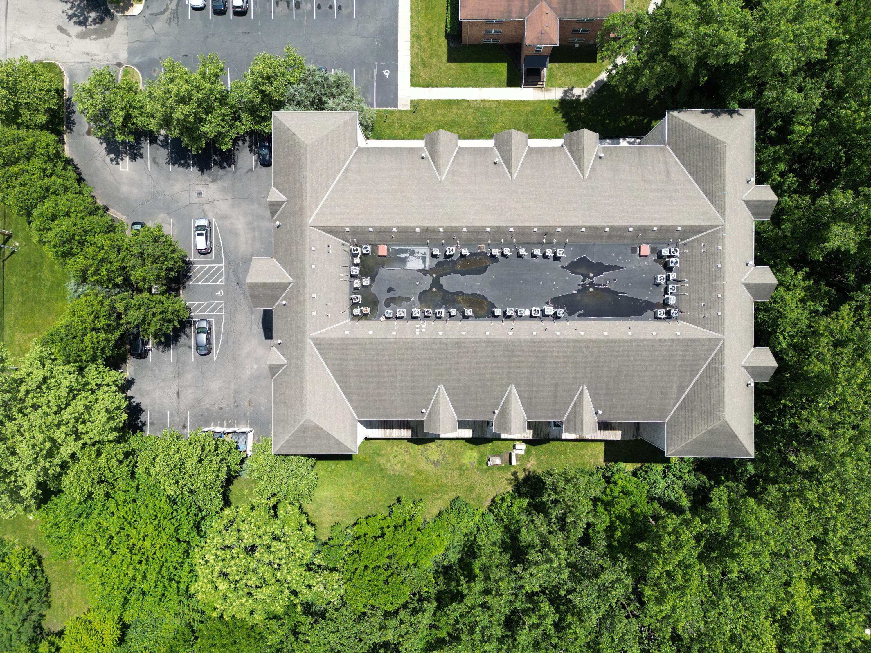 2245 Riverside Drive, Unit 203 Columbus, OH 43221 - Photo 31 of 35 Drone 3