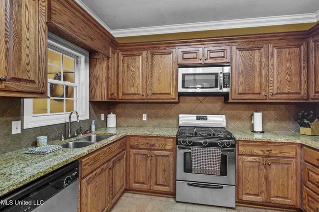 $330,000 | 277 Martin Drive, Carthage, MS 39051