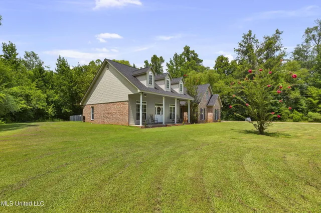 $330,000 | 277 Martin Drive, Carthage, MS 39051