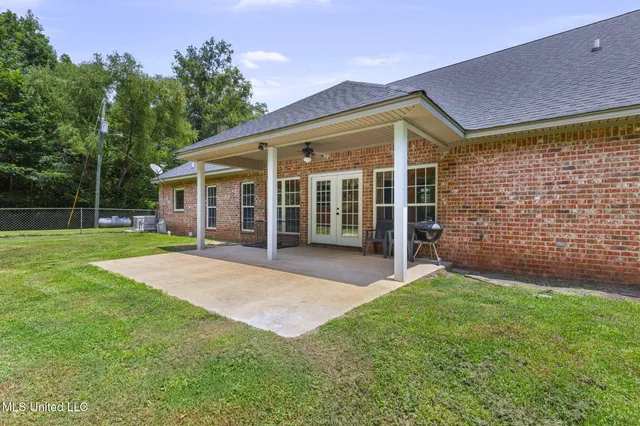 $330,000 | 277 Martin Drive, Carthage, MS 39051