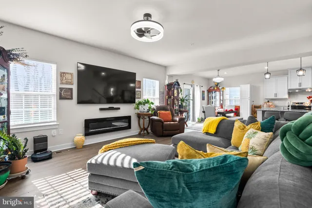 $752,000 | 15542 Twin River Circle, Bowie, MD 20716