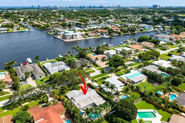 $919,800 | 777 Lagoon Drive, North Palm Beach, FL 33408