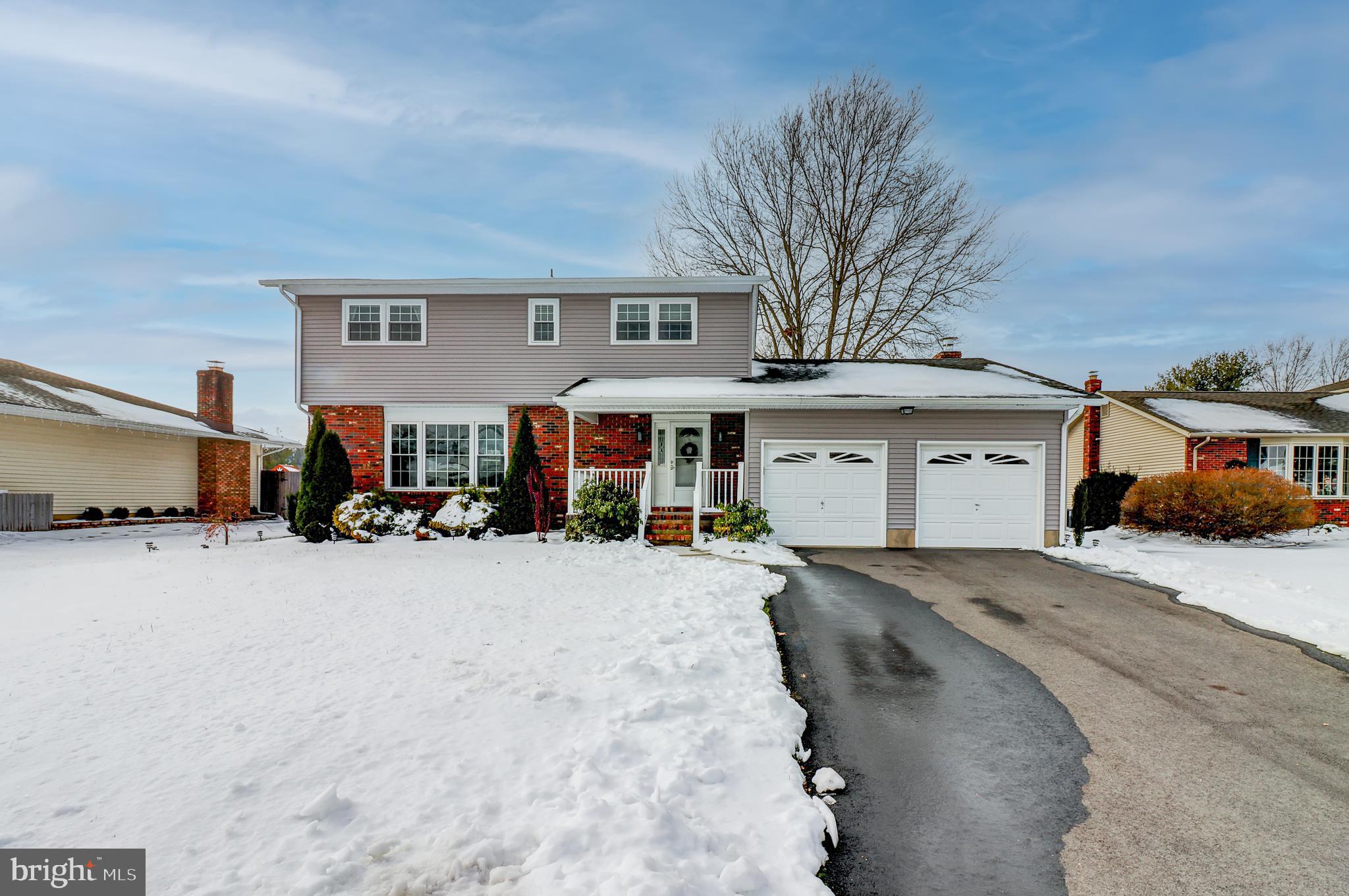 112 Albemarle Road Hamilton, NJ 08690 - Photo 3 of 36