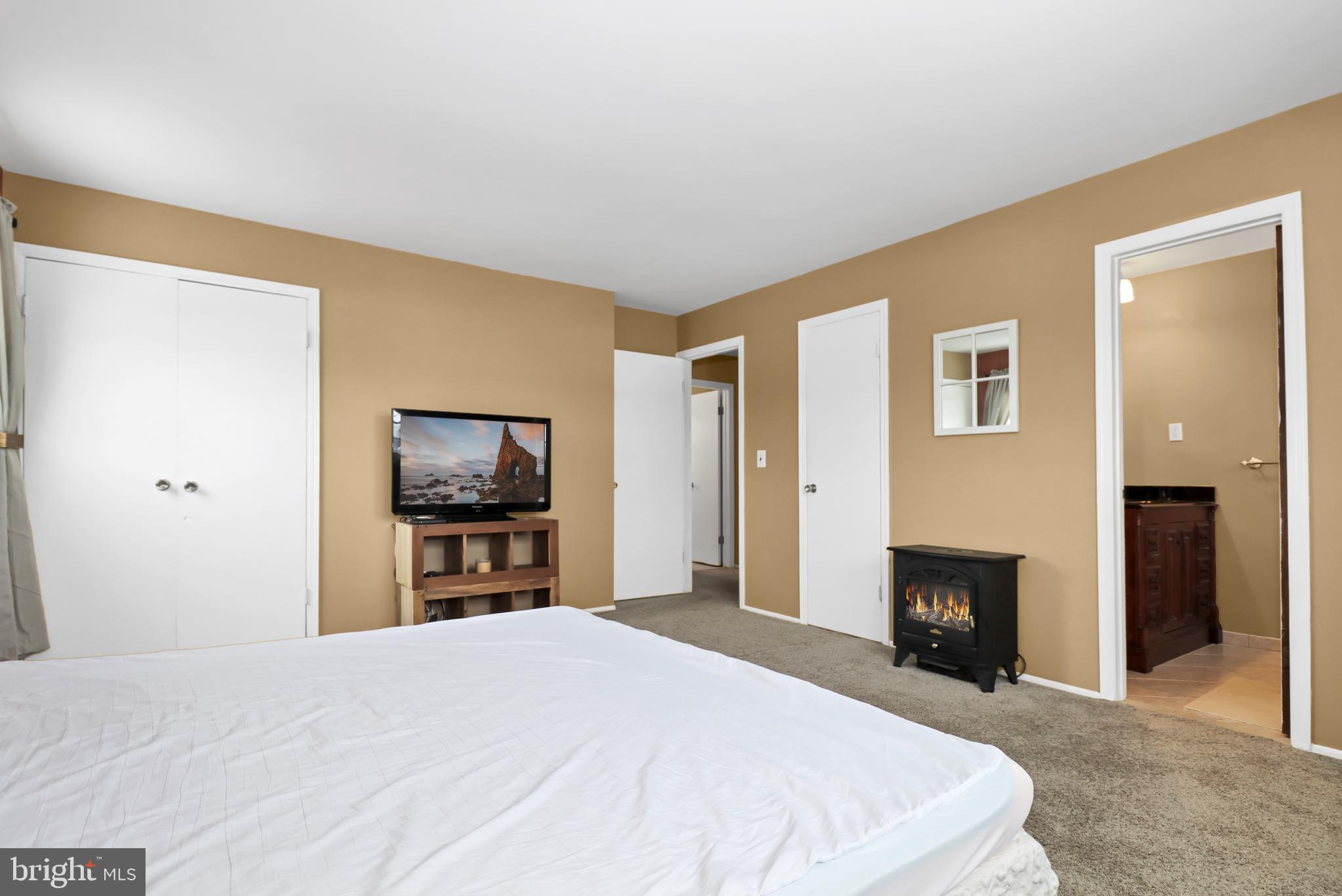 112 Albemarle Road Hamilton, NJ 08690 - Photo 26 of 36