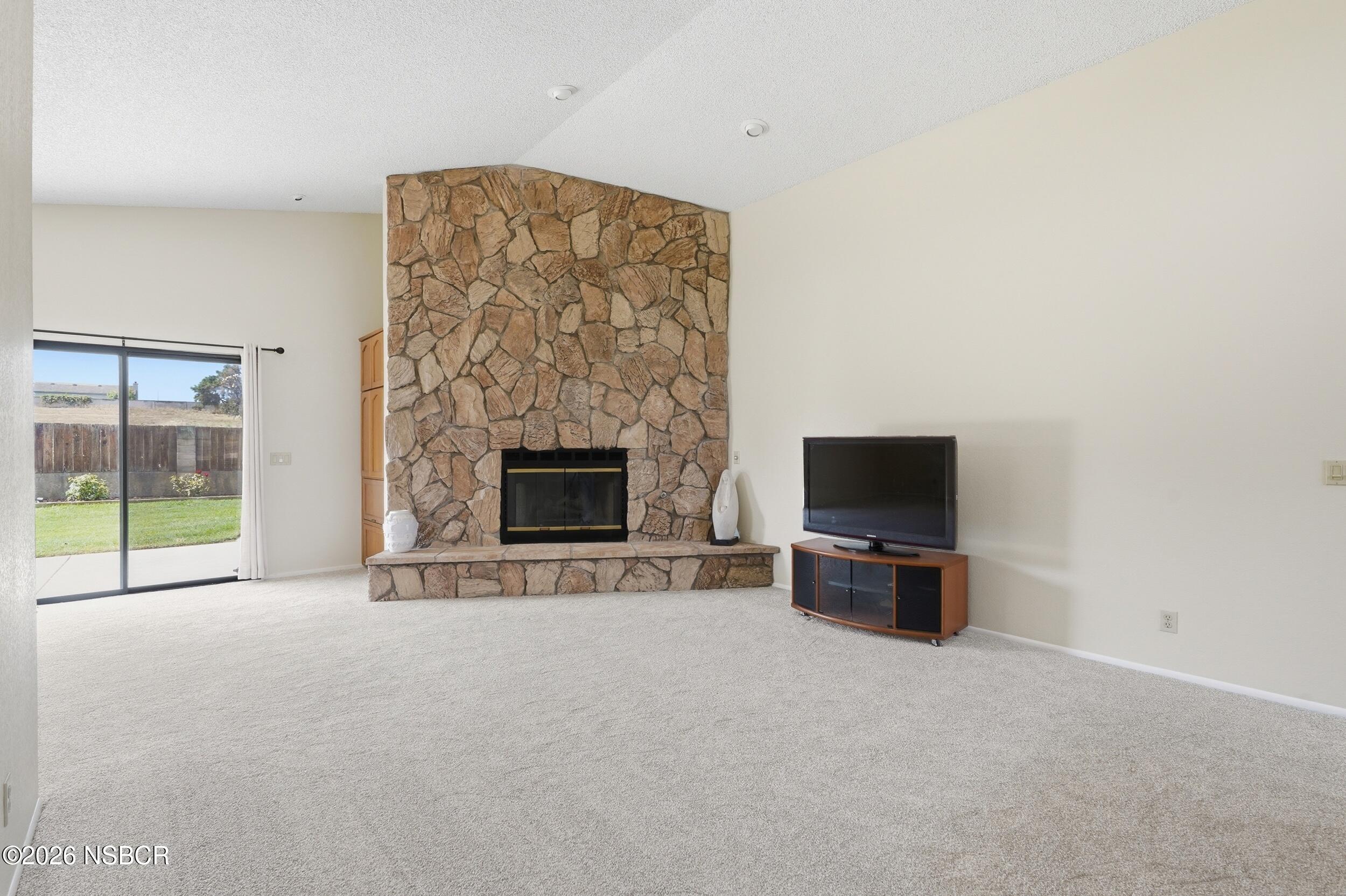 854 Blue Ridge Drive Santa Maria, CA 93455 - Photo 7 of 41 7_854 blue ridge dr-7