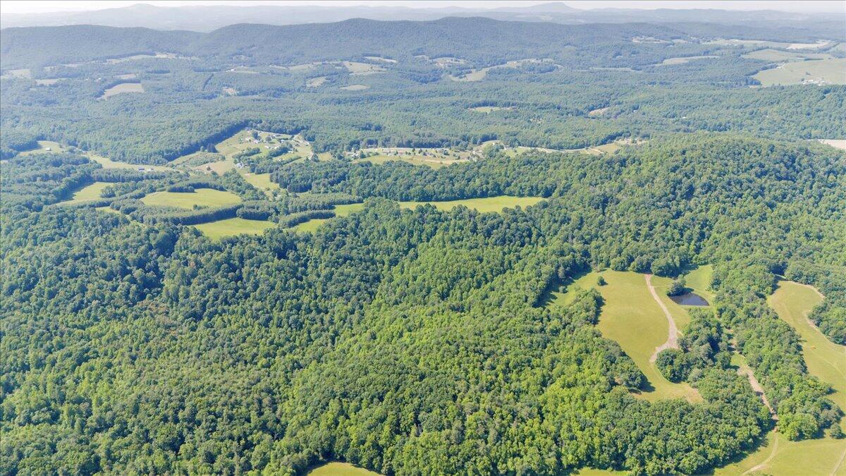 563 Dusty Rock Road Northwest Riner, VA 24149 - Photo 7 of 27 06-DJI_20250603103039_0210_D