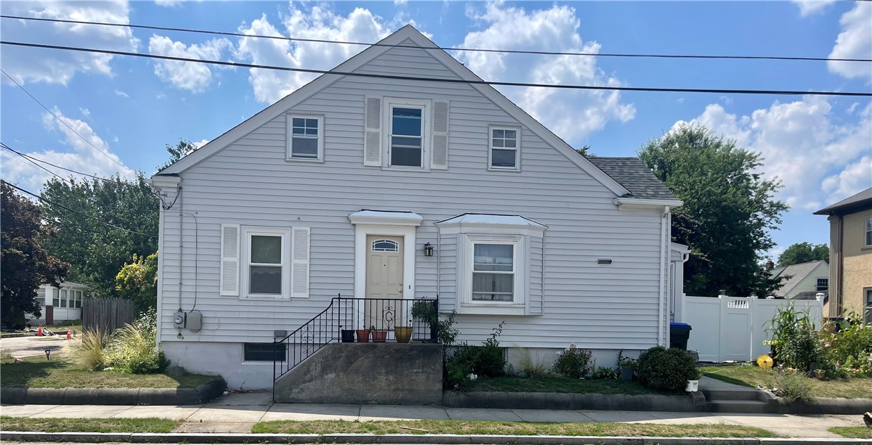 47 Metropolitan Road Providence, RI 02908 - Photo 1 of 26 Gallery Image 1