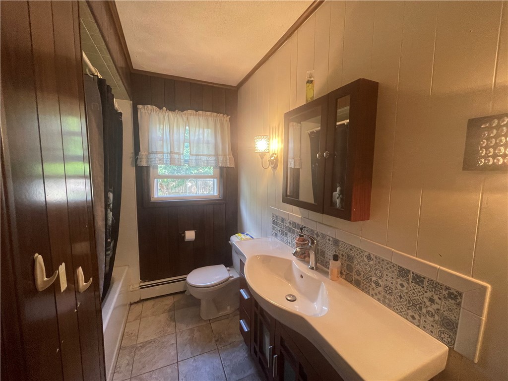 47 Metropolitan Road Providence, RI 02908 - Photo 18 of 26 Gallery Image 18