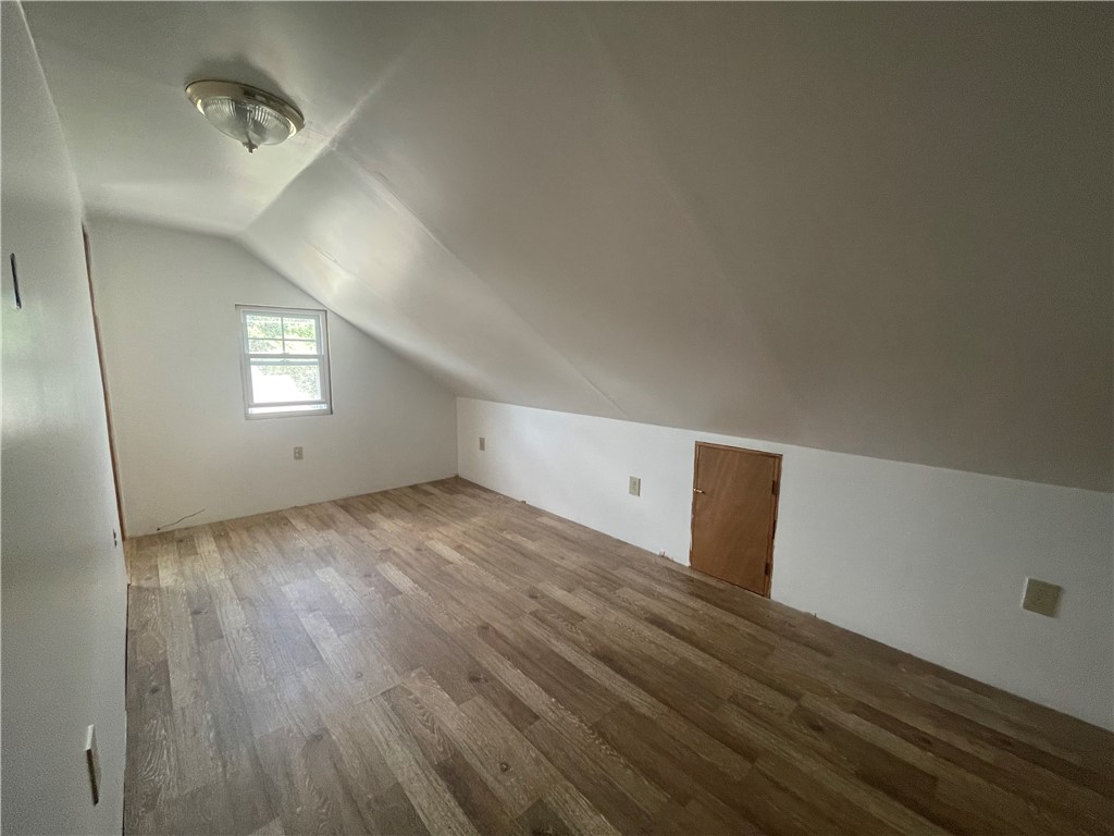 47 Metropolitan Road Providence, RI 02908 - Photo 19 of 26 Gallery Image 19