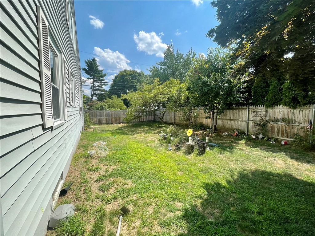 47 Metropolitan Road Providence, RI 02908 - Photo 24 of 26 Gallery Image 24