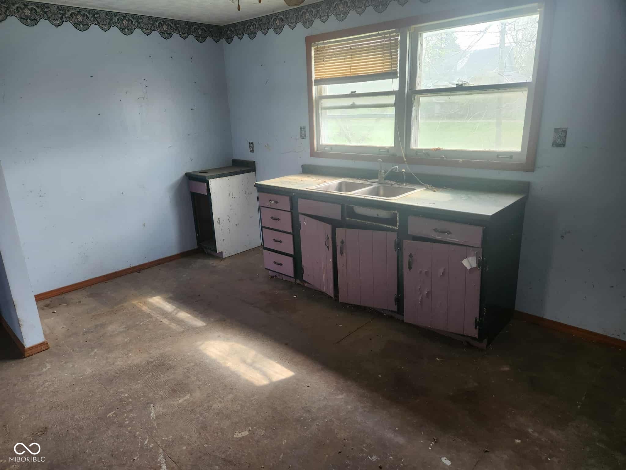363 East North Street Dunkirk, IN 47336 - Photo 12 of 20