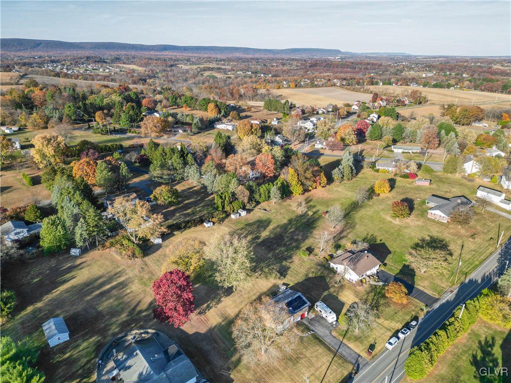 638 Williams Road Nazareth, PA 18064 - Photo 8 of 35