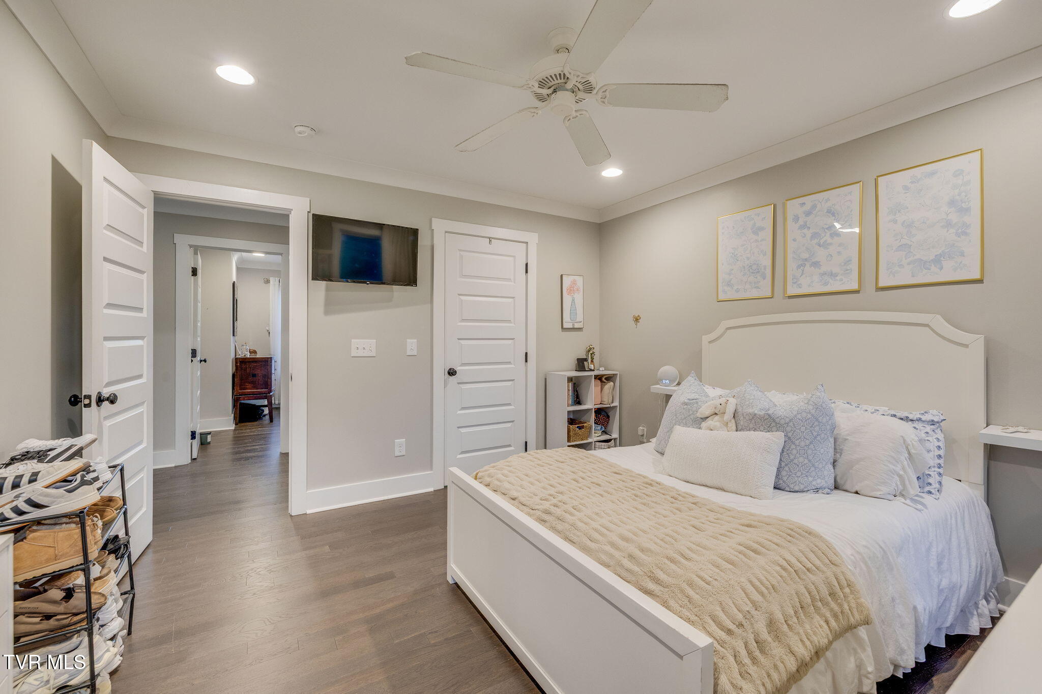 2572 Bridgeforth Crossing Kingsport, TN 37664 - Photo 35 of 47 035
