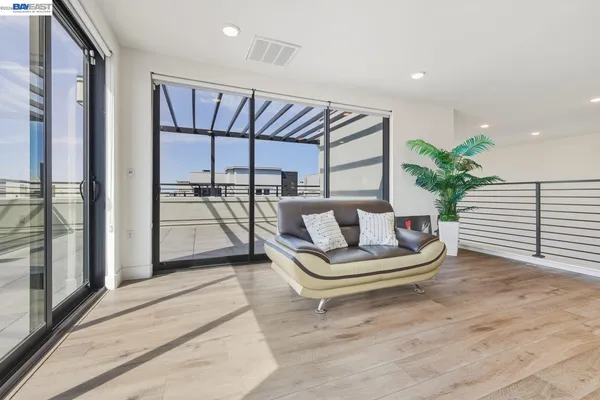 $1,595,000 | 1748 Kilowatt Way, Unit 402, Fremont, CA 94539