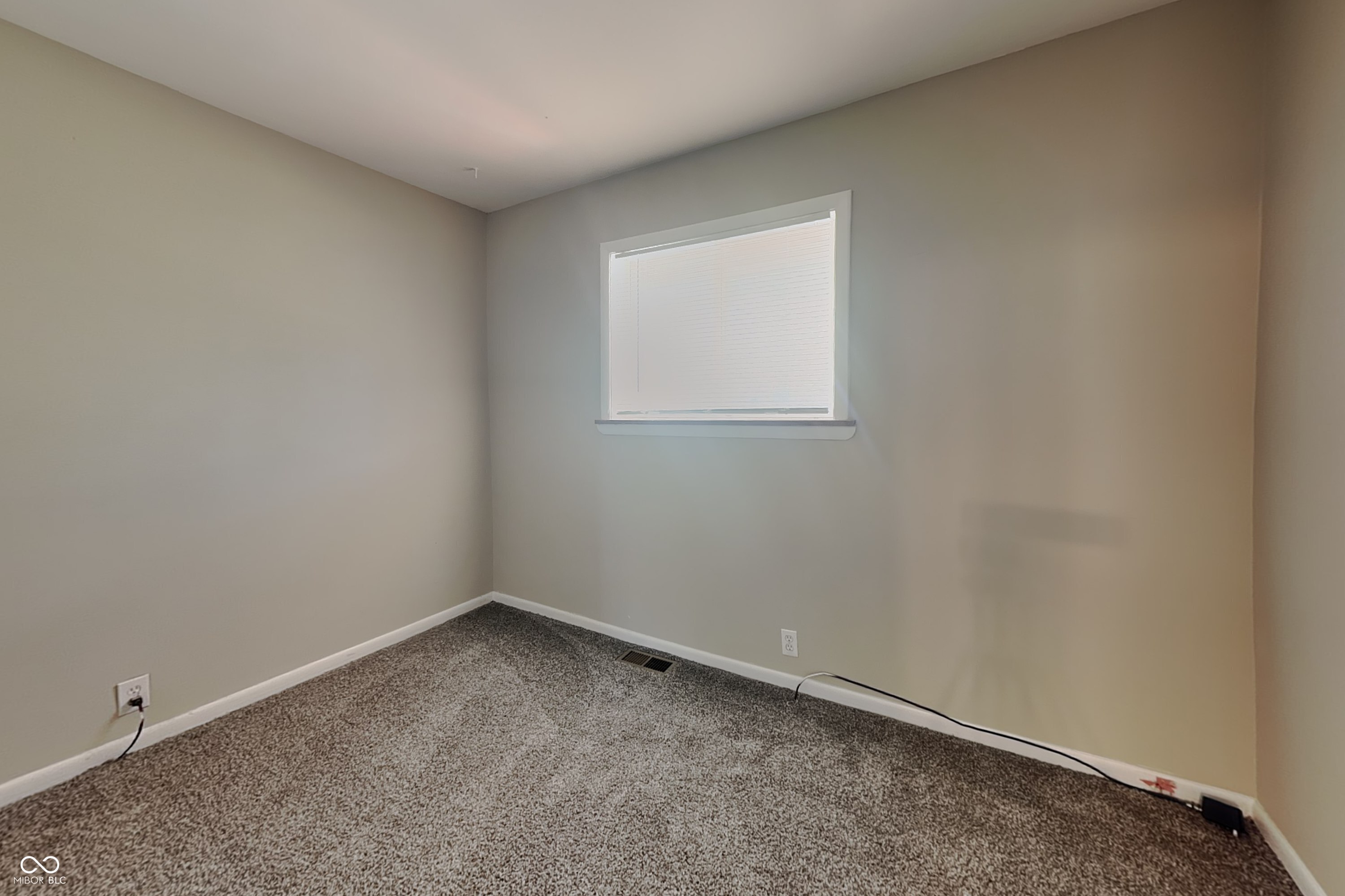 5007 Radnor Road Indianapolis, IN 46226 - Photo 13 of 20 Gallery Image 13