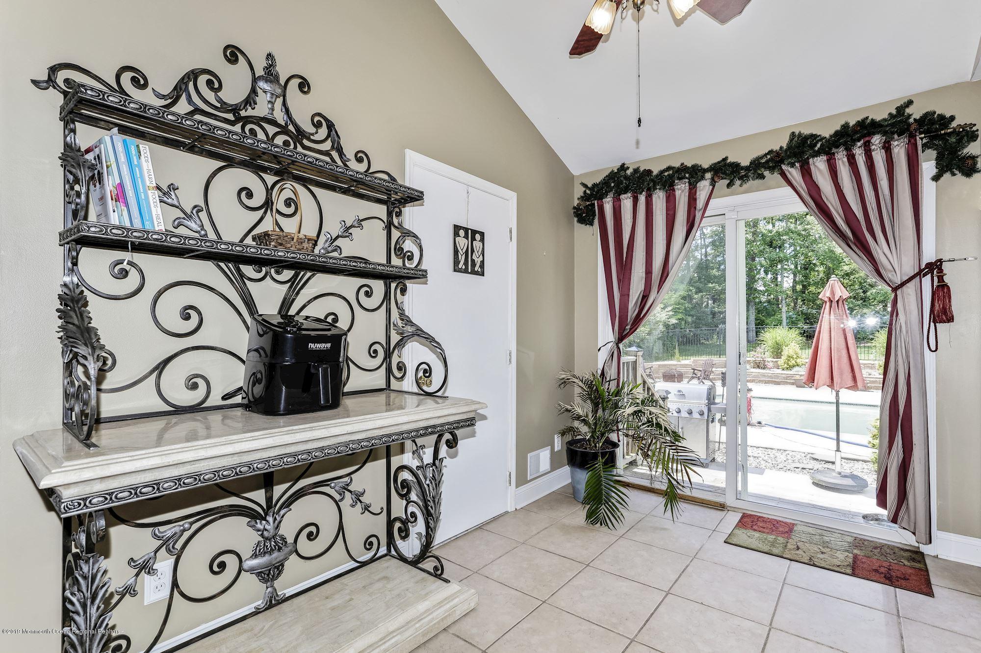 272 White Road Jackson, NJ 08527 - Photo 11 of 48 023_272_WHITE_RD_263612_447533